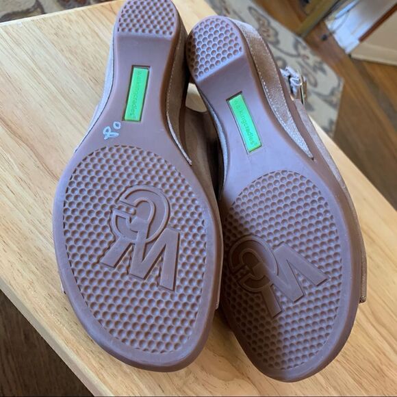 Walking Cradles Karina Slingback Sandals Cipria Metallic Suede 8.5W Not Worn - Picture 9 of 9